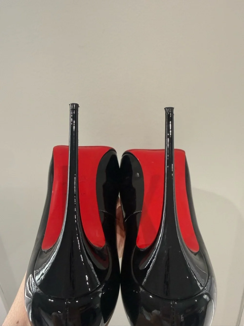 Louboutian Very Prive 120 patent pumps, black, 37.5 - Picture 4 of 5